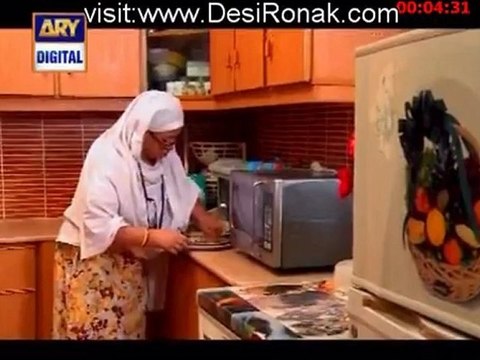 Mehmoodabad Ki Malkain Episode 317 - 9th October 2012 part 2