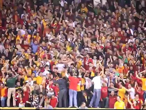 Galatasaray MP - Fenerbahçe Ülker Fenerbahçe Köpeğine !