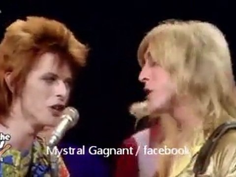 David BOWIE starman 1972 (TOTP)
