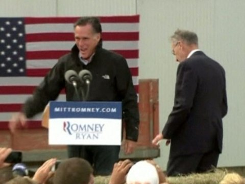 Big Bird ruffles feathers on campaign trail