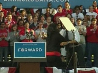 Obama campaigns in Ohio