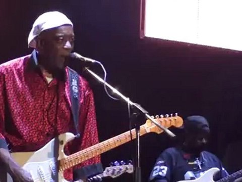 Buddy Guy Slippin' Out Slippin' In Quebec 2011