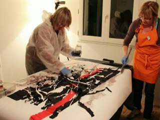 Assassinat - une création du collectif  "Les Gants Bleus"