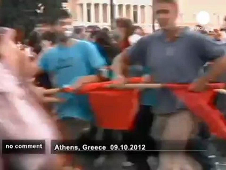 Anti-Merkel protests turn violent in Athens - no comment