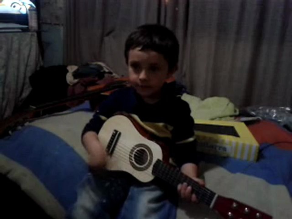 video-2012-10-07-19-04-16