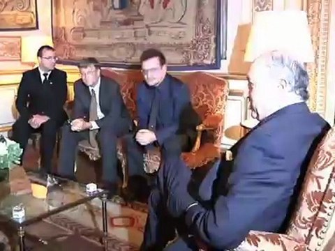 Bono et Bill Gates reçus au Quai d'Orsay (10.10.2012).
