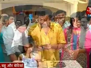 From The Sets Of 'Kuch Toh Log Kahenge'