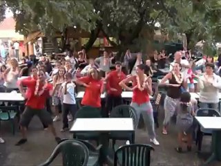 camping imbours - flashmob au restaurant l'escale