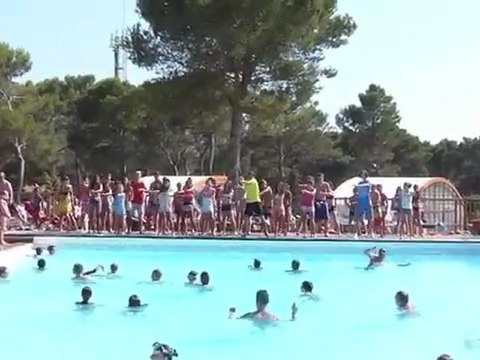 CAMPING ARBOIS DU CASTELLET - FLASH MOB N°3 - STARSHIPS