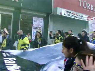 25 Aralık 2011 Büyük Fenerbahçe Mitingi Alana Geliş 3