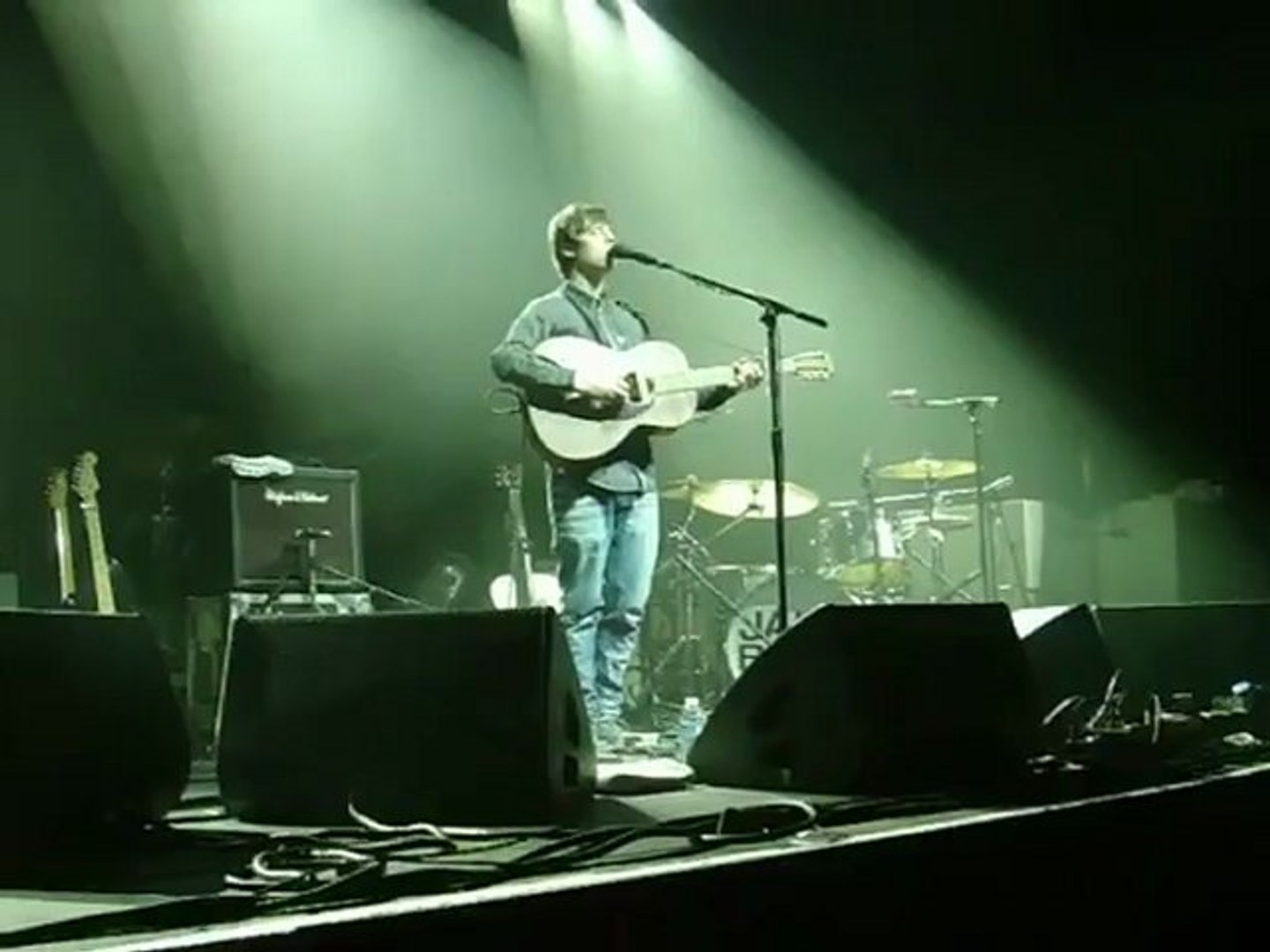 ⁣Jake Bugg - Country Song - L'Aeronef Lille France 9 Oct 2012