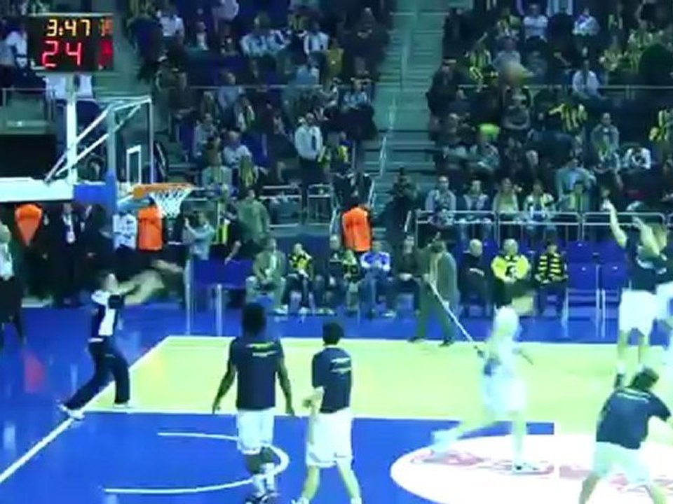 25 Ocak 2012 Ülker Sports Arena Fenerbahçe Ülker - EA7 Maç Öncesi Şov & Anons