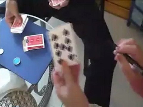 Super Chip and Coin ( with DVD ) by Johnny Wong - Magic Trick