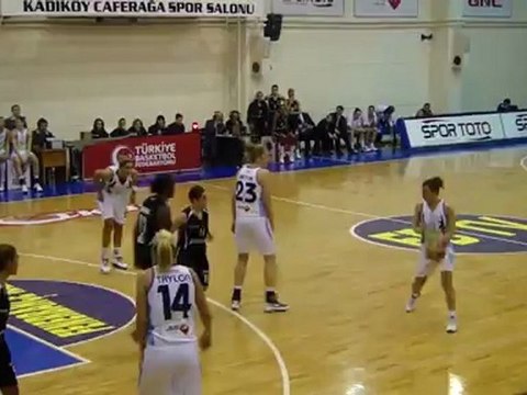 28 Şubat 2012 Fenerbahçe - Beşiktaş Maçı Enstantane 1