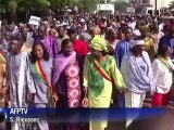 Thousands march in Mali to urge intervention against Islamists