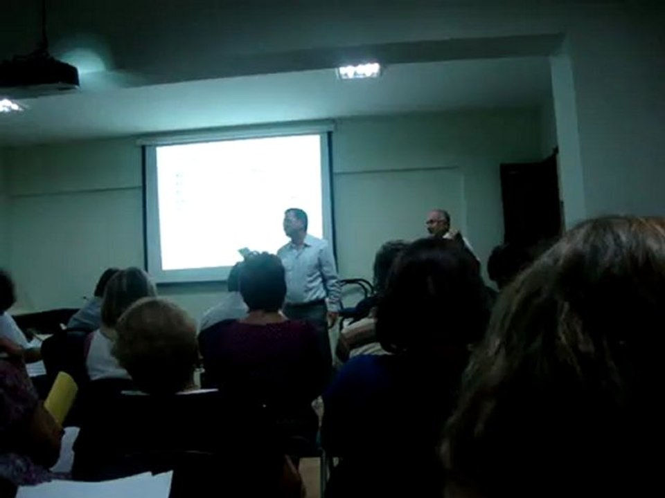 bir gönül hikayesi anlatırdı gözlerin