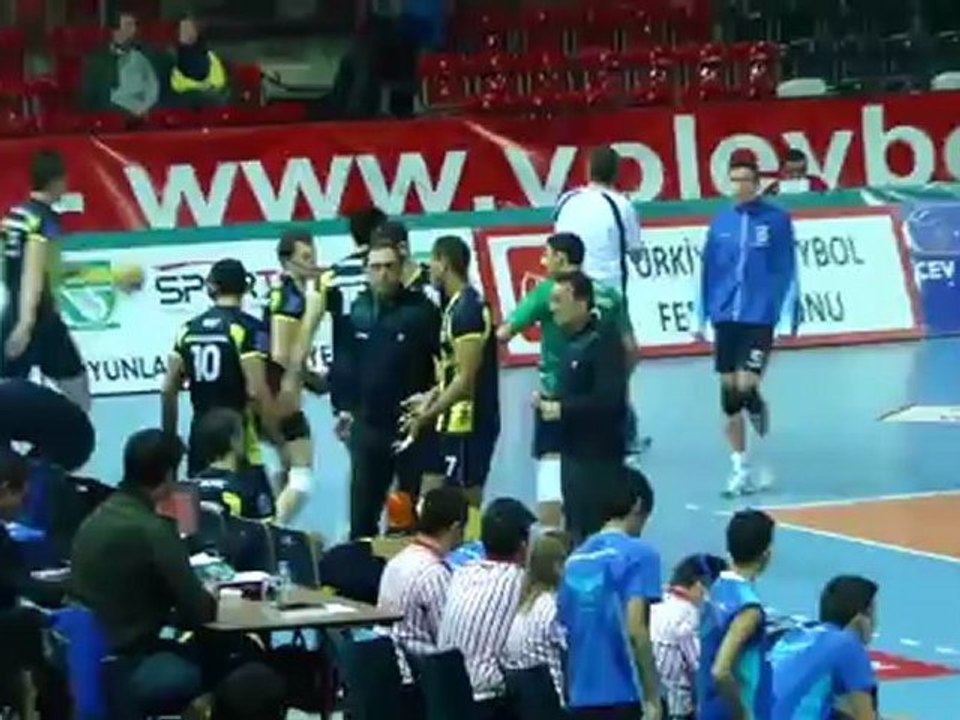 31 Ocak 2012 Fenerbahçe Grundig - Assego Resovia Rzeszow Maçı 4.Set Sonu