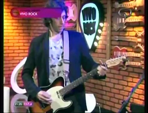 Estelares - El costado izquierdo - Vivo Rock 2012