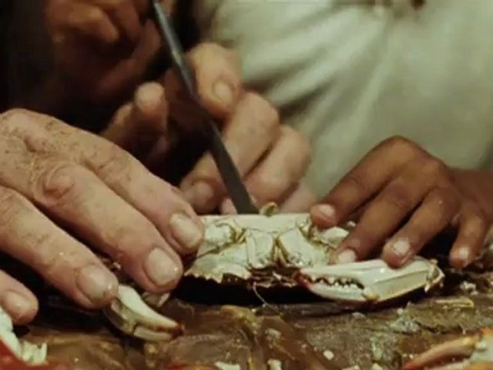 Beasts Of The Southern Wild - Clip - Beast It!