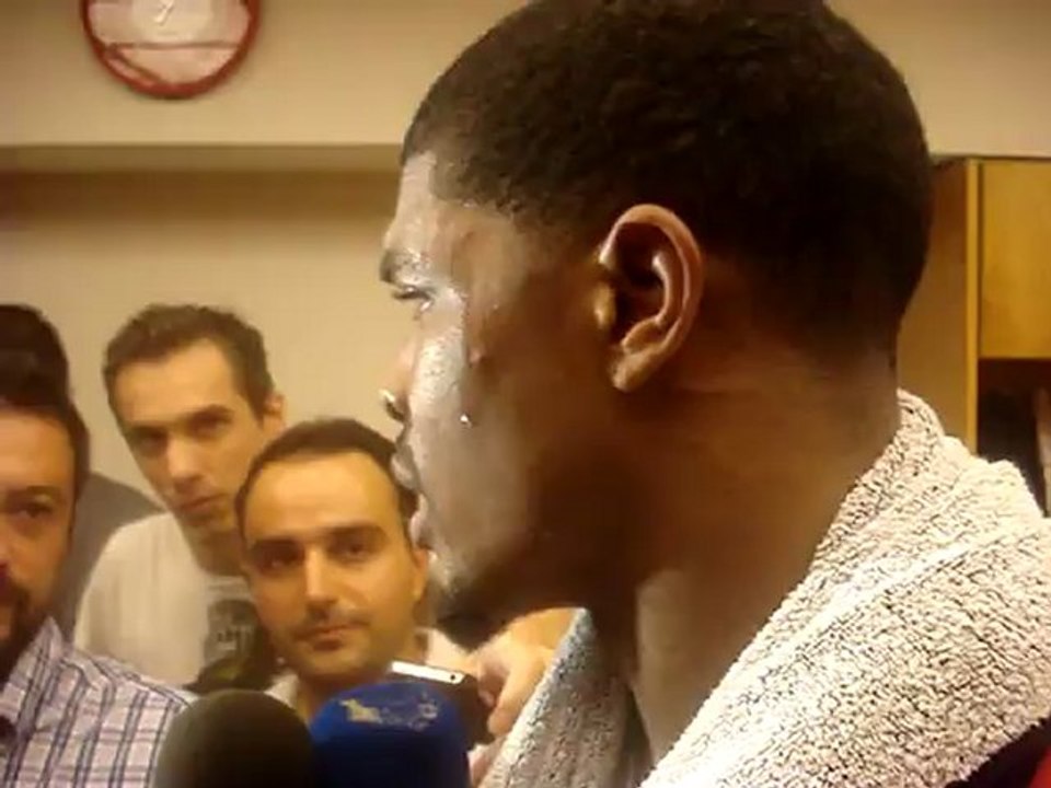 RedPlanet.gr - Δηλώσεις Χάινς στα αποδυτήρια για το Ολυμπιακός - Κάχα