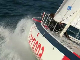 Sansó navegando en el ACCIONA 100% EcoPowered