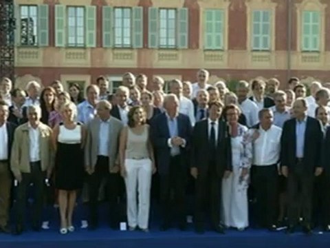 Valls veut augmenter le nombre de naturalisés