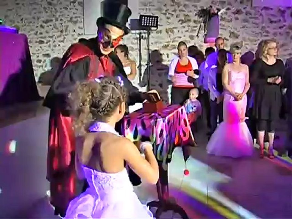 Magie Close-up + Shows avec Vous sur la Piste de Danse