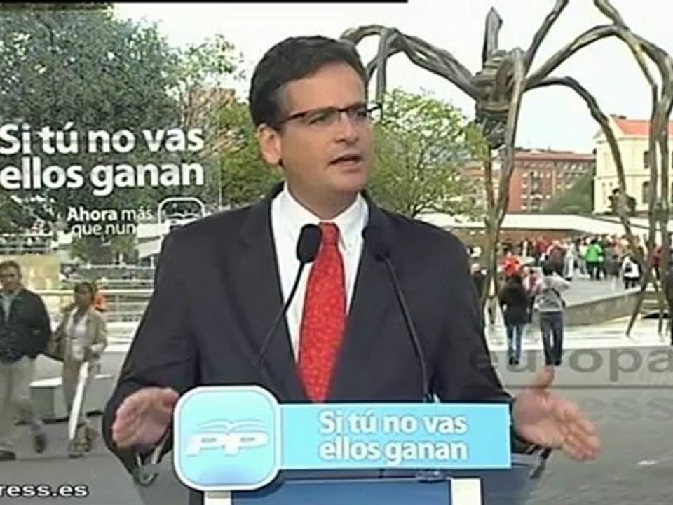 Basagoiti dice que PNV y Bildu quieren generar división