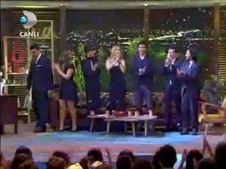 30 saniyede Fettah Can 'a doğum günü kutlaması Beyaz Show
