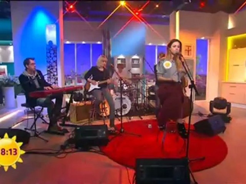 Lena bei Sat 1 Fruehstuecksfernsehen 12.10.12