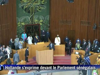 Hollande proclame à Dakar la fin de la Françafrique
