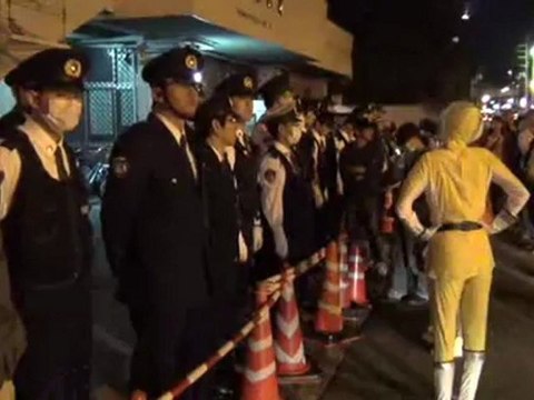 20121012 (2/2)天満警察署の犯罪行為（転び公妨 不当逮捕）に市民が抗議