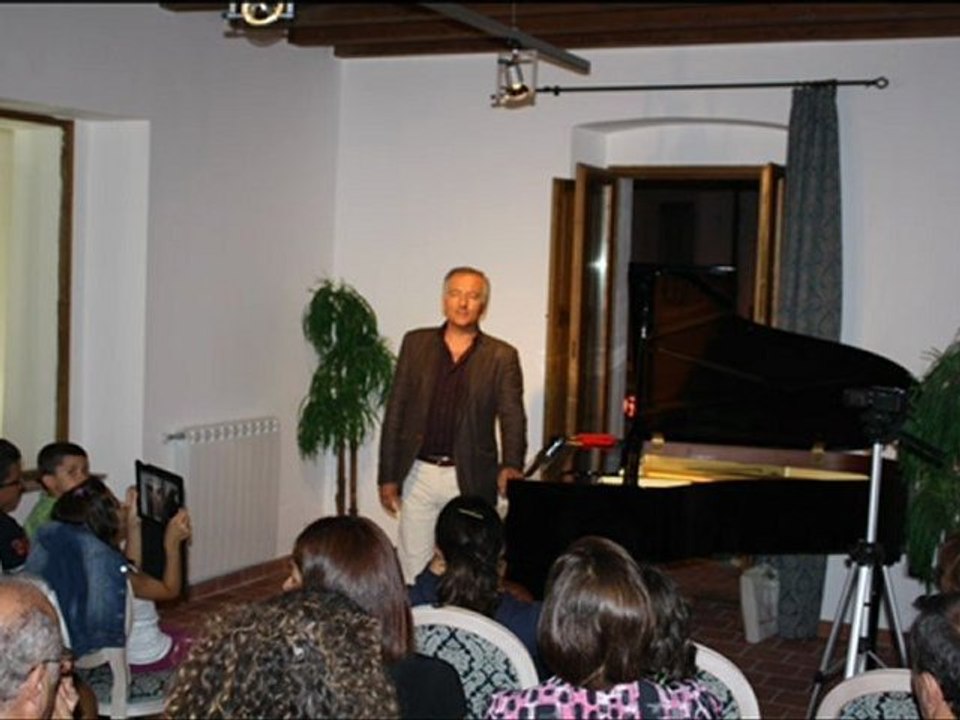 Rosario Ruggiero interpreta J. Brahms intermezzo op 119 n 1