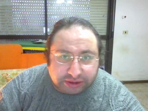 Commenti logici e coerenti col fatto trattato nei video