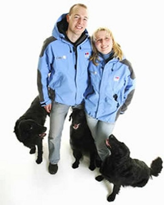 Clicker Training - The 4 Secrets of Becoming a Supertrainer for Dog Owners