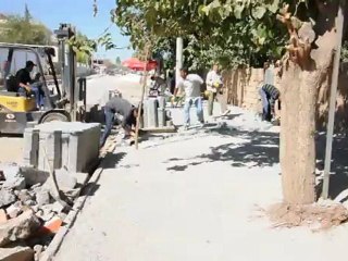 Ersoylu Caddesinde Kaldırım döşemelerine başlandı…