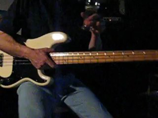 Jethro Tull - Aqualung (bass cover)