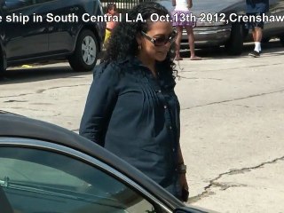 Space shuttle Endeavour on Crenshaw bl. in Los Angeles on its final journey 10-13-2012 -Mellowvision-