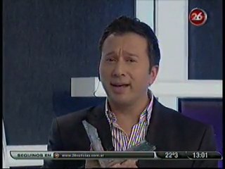 Canto 4 a toda música en el Diario del Domingo, con Luis Bremer