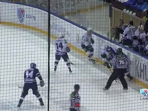 Hockey. 2012.10.14. KHL 2012-13. RS. Dinamo Moskva - Amur. [rgfootball.net](01h17m25s-01h53m58s)