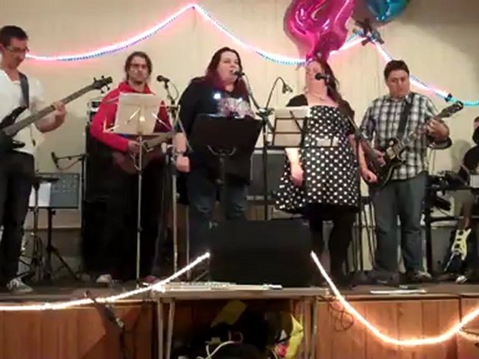 Glory Box We Will Rock You (live)