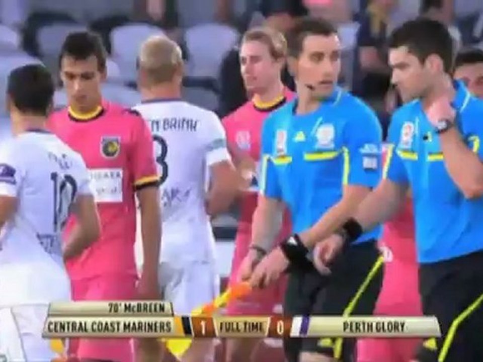 A-League: Bankdrücker ballert Mariners zu erstem Sieg