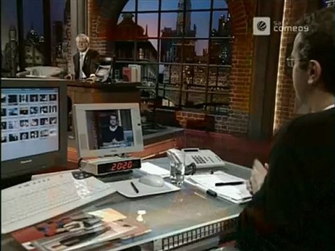 Die Harald Schmidt Show - 0970 - 2001-09-04 - Nora Tschirner, Liebling des Monats, Bühnenjubiläum