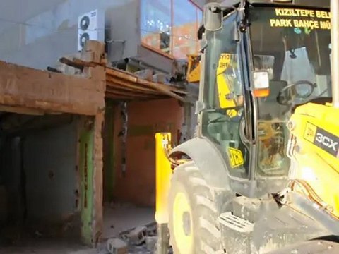 KIZILTEPE BELEDİYSİ SOBACILAR ÇARSIŞI YIKIM 28-06-2010
