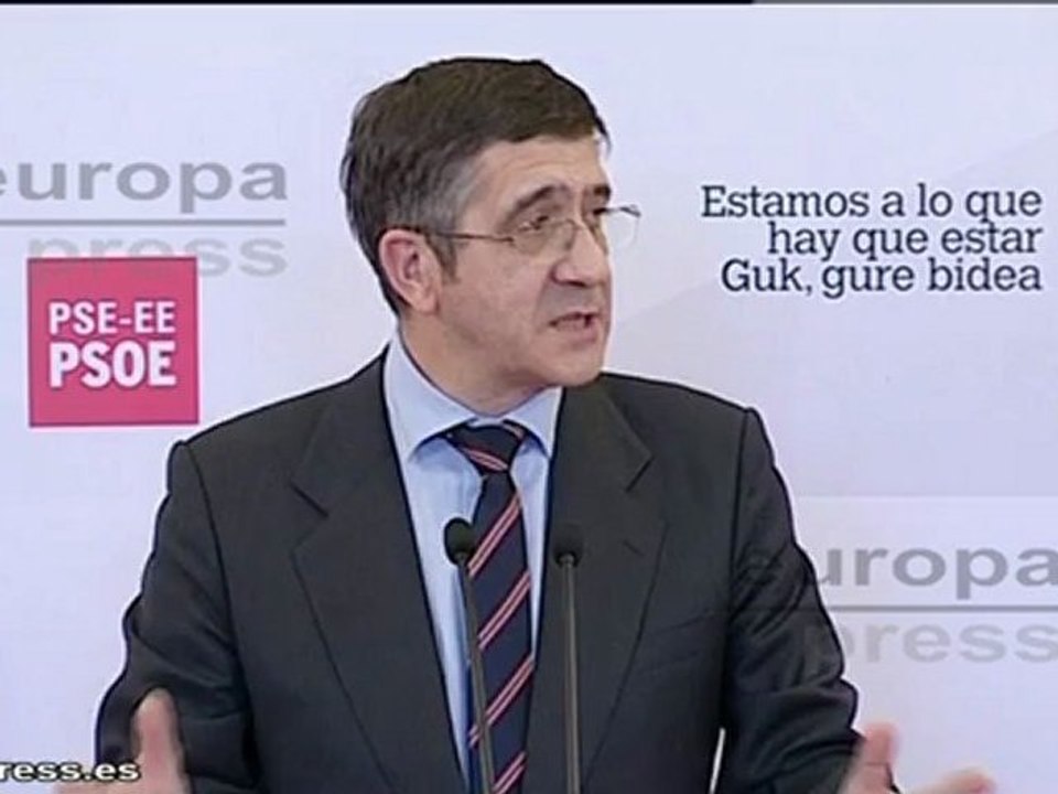 López aboga por recortar duplicidades