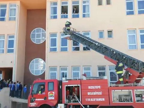 KİZİLTEPE BELEDİYESİ İTFAİYE YANGIN TATBİKATI 05-04-2010