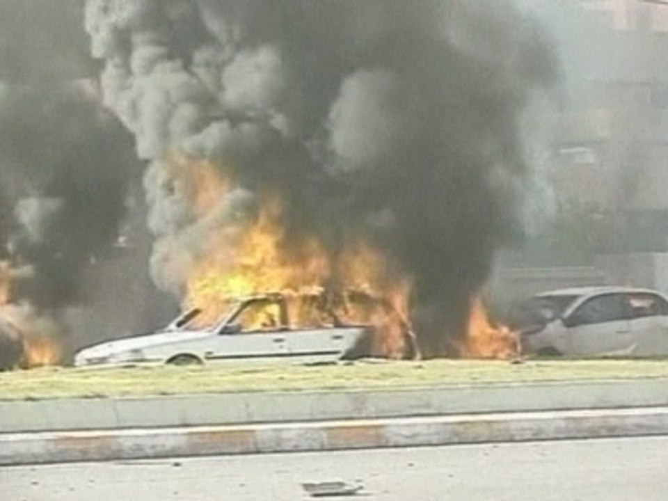 Iraq car bombs kill one