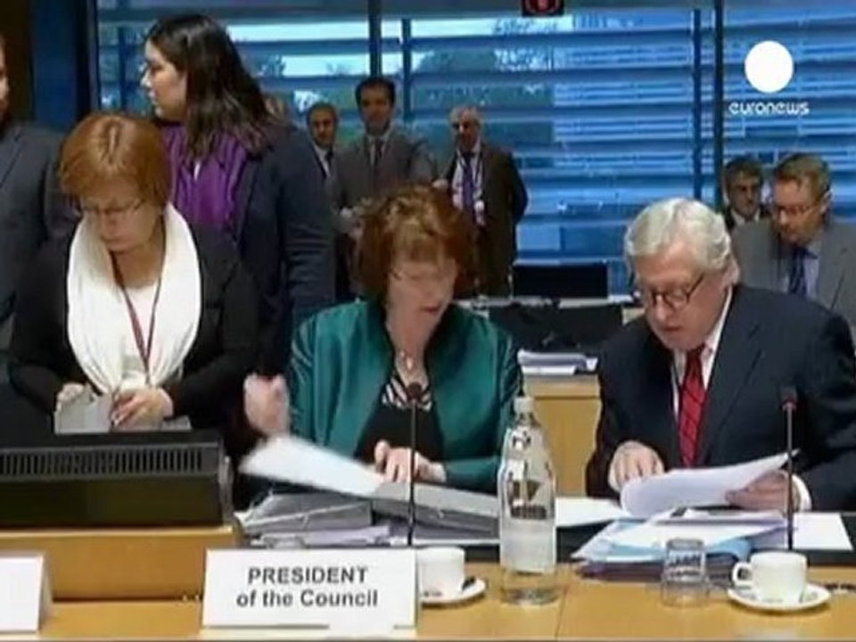 EU announces tougher sanctions on Iran