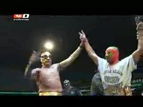 Mil Mascaras retiene campeonato mundial completo ante el Hijo del Solitario (10-10-2012)