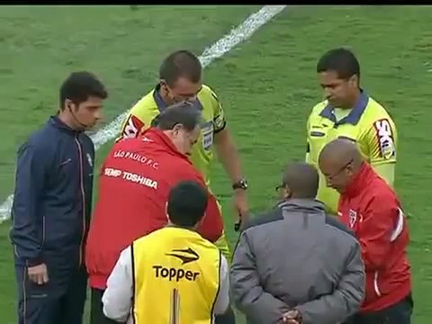 São Paulo 2 x 0 Figueirense, melhores momentos Brasileirão 14102012